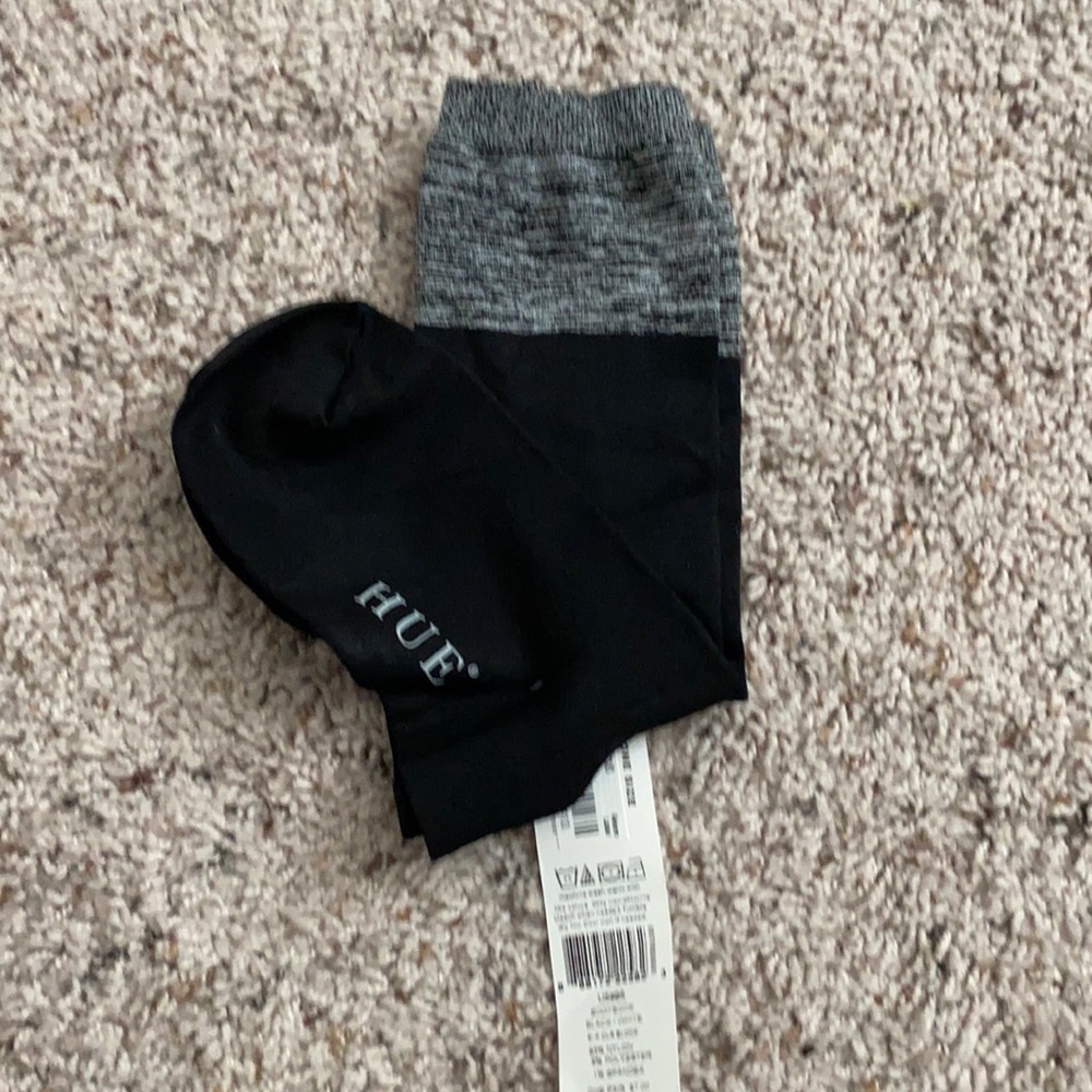 NWT Hue Socks
